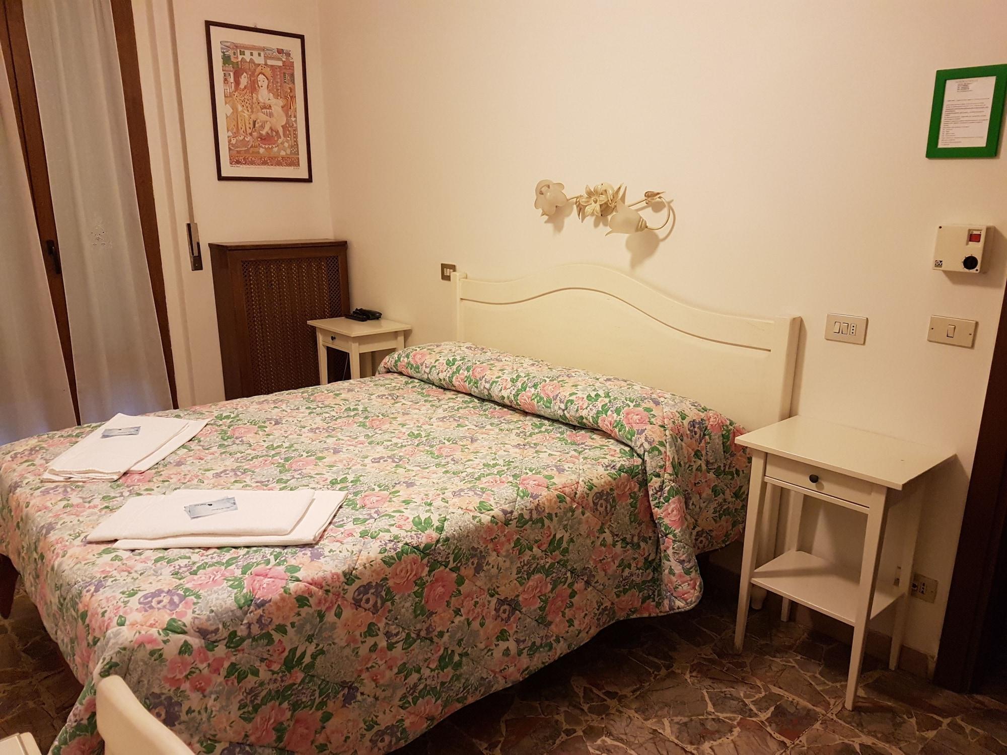 Albergo Sonia Firenze Eksteriør bilde